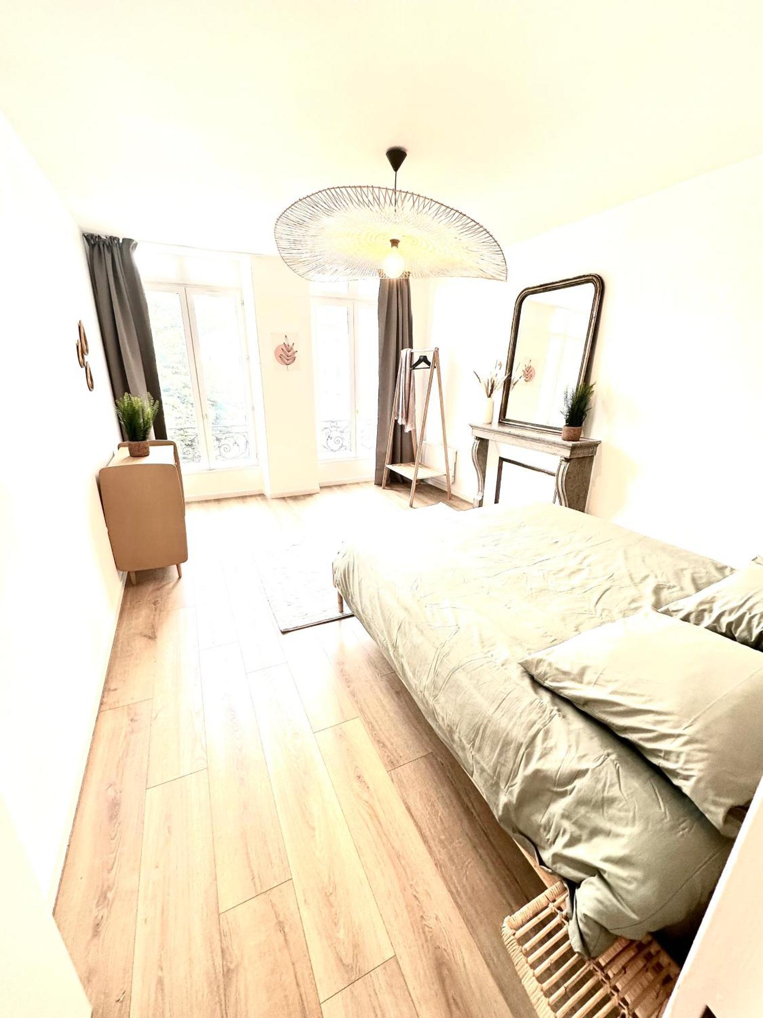 Le Saint Amour Cosy Besançon Eksteriør billede